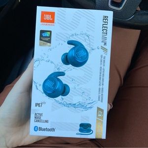 NWT JBL - Reflect Mini True Wireless Noise Cancelling In-Ear Earbuds - Blue
